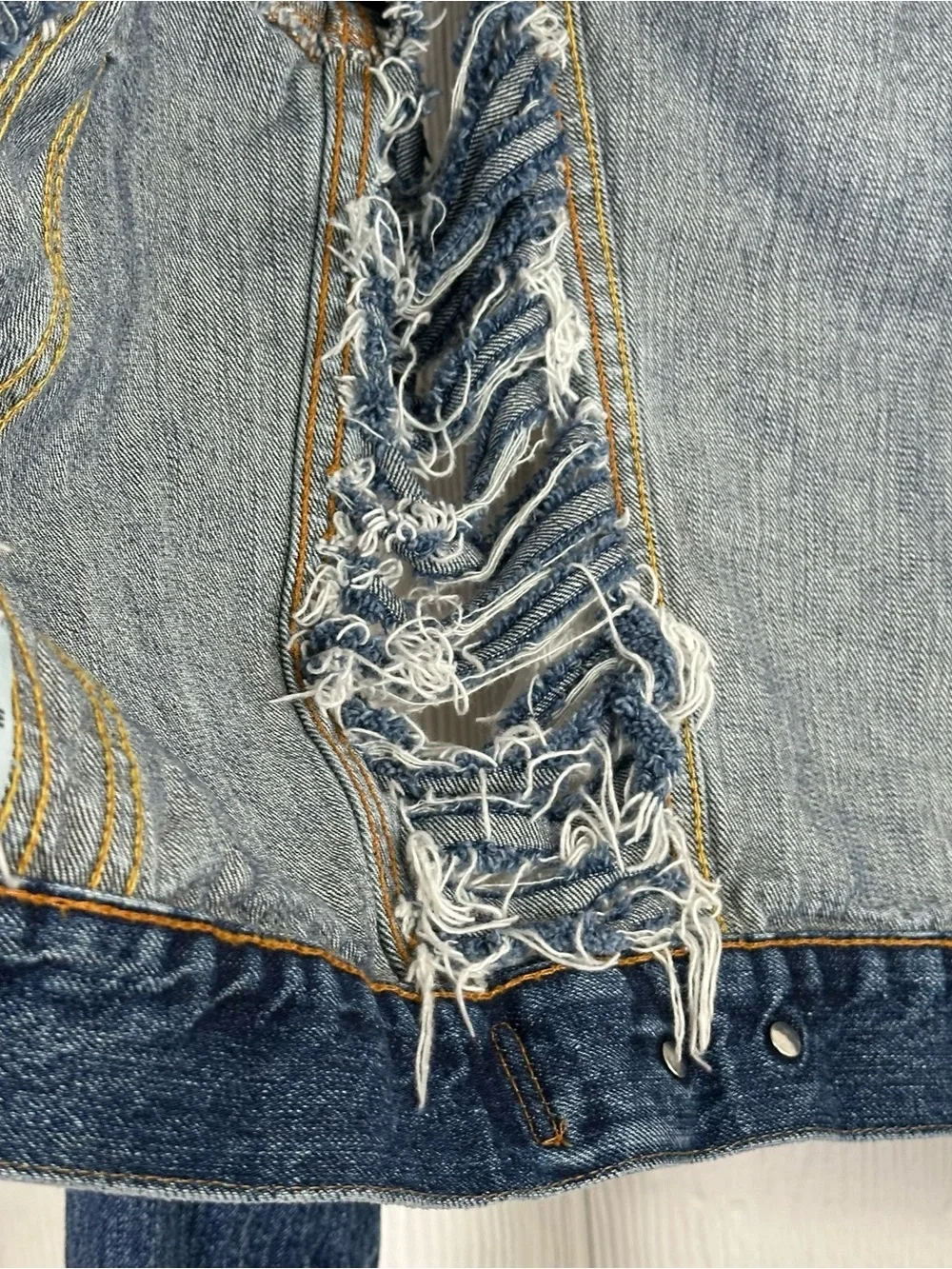 Rare Archival Levi’s Type III Sample Jacket Factory Distressed Medium Vintage